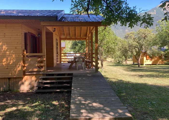 Camping, Hôtel De Plein Air Les Cariamas