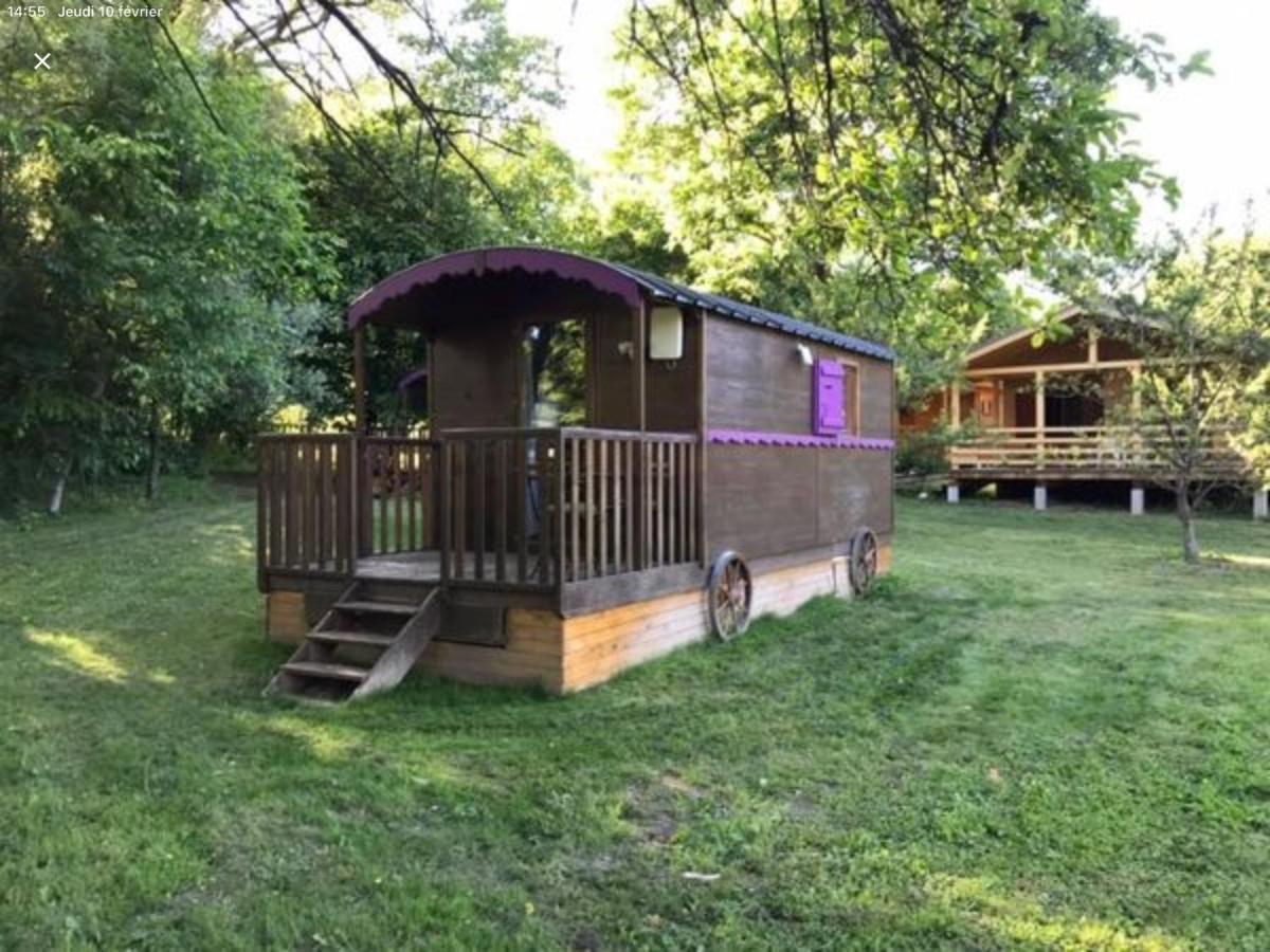 Camping, De Plein Air Les Cariamas Chateauroux-les-Alpes