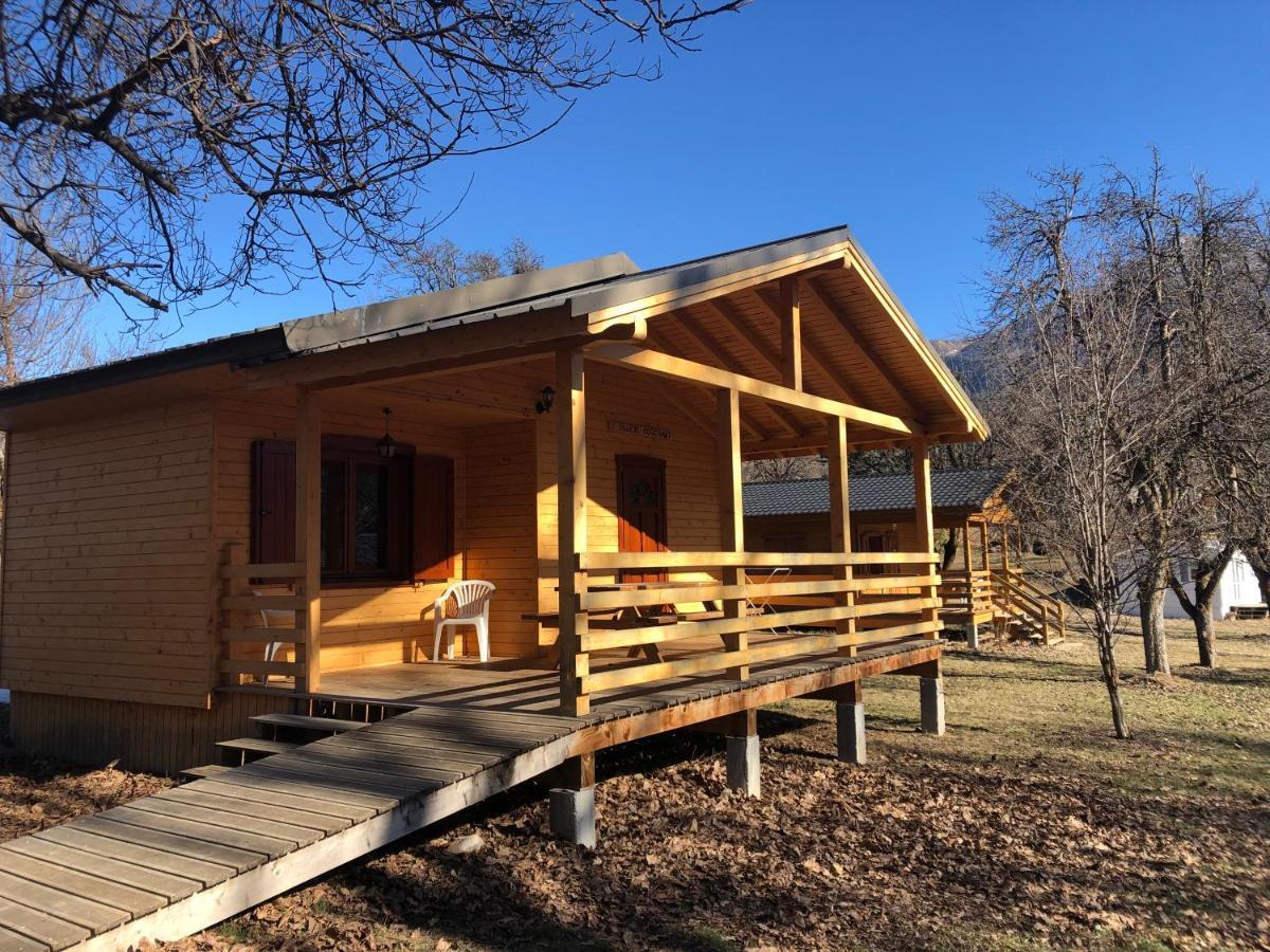 Camping, De Plein Air Les Cariamas Camping Chateauroux-les-Alpes