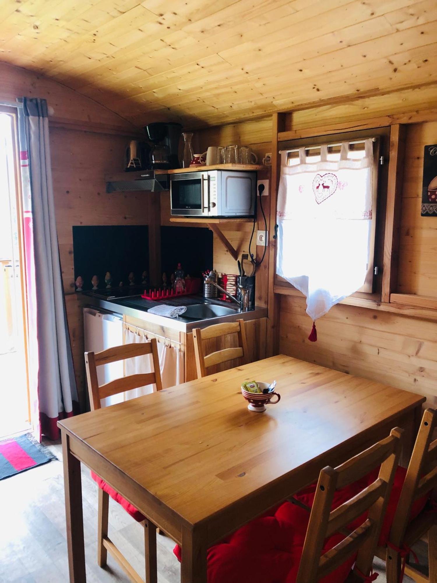 Camping, De Plein Air Les Cariamas 3* Chateauroux-les-Alpes