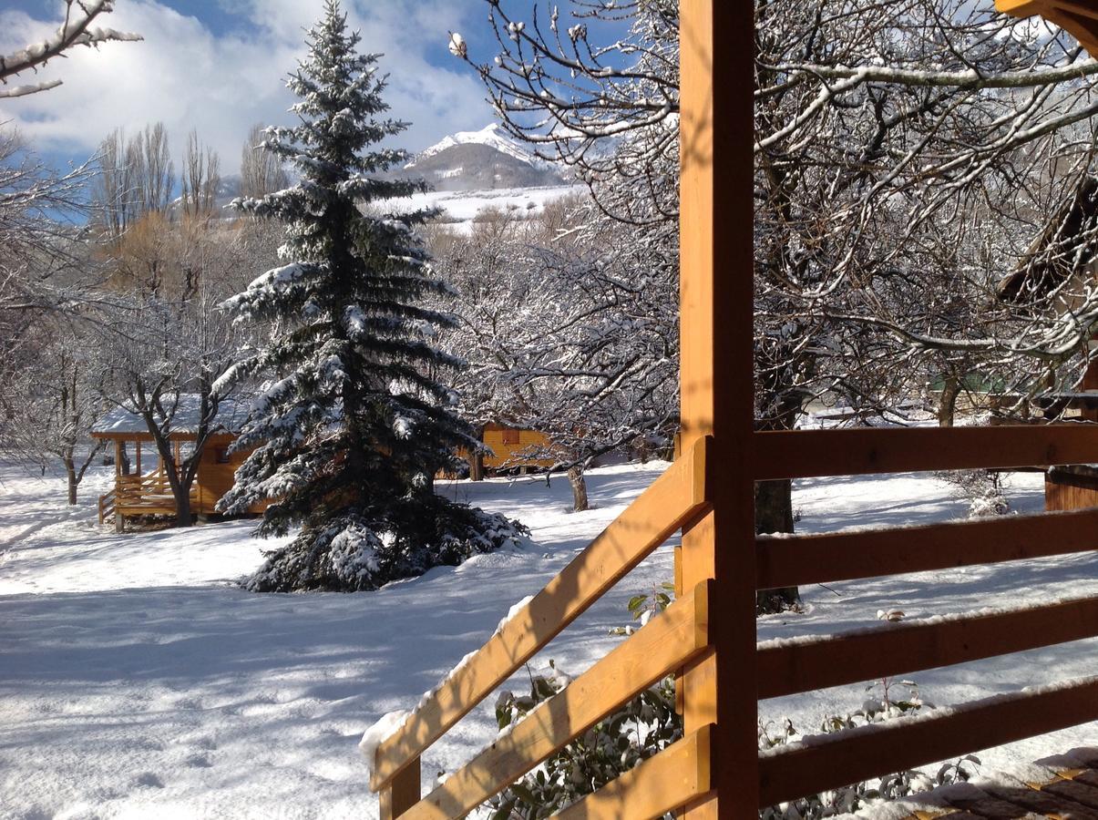 Camping, De Plein Air Les Cariamas Chateauroux-les-Alpes
